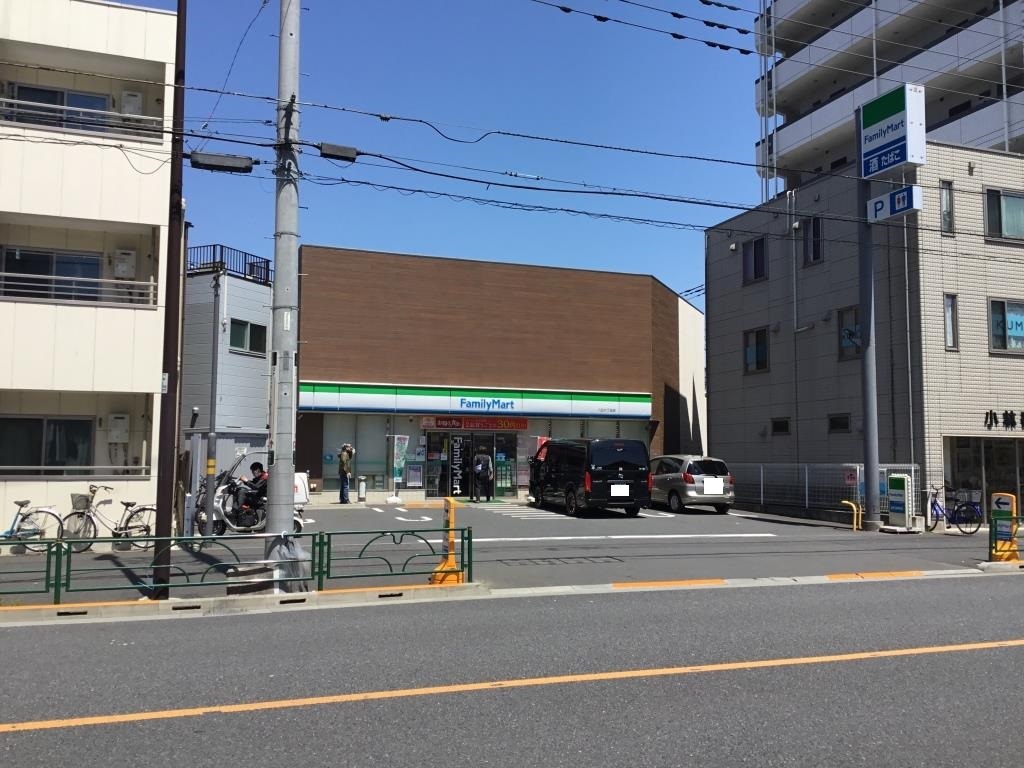 コンビニ　ファミリーマート 八広六丁目店（コンビニ）まで385m