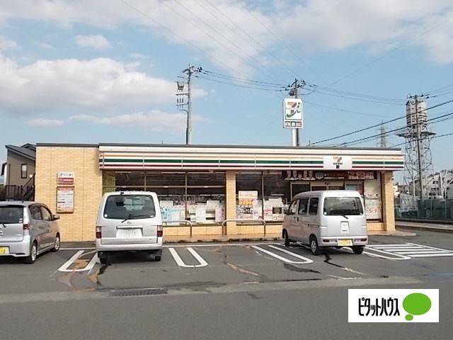 コンビニ　セブンイレブン富士市水戸島１丁目店（コンビニ）まで131m