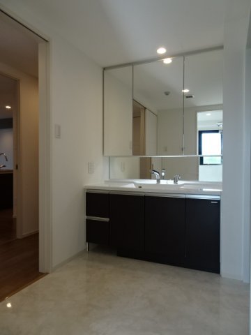 RESIDENCE KIKUZAKAの内装写真