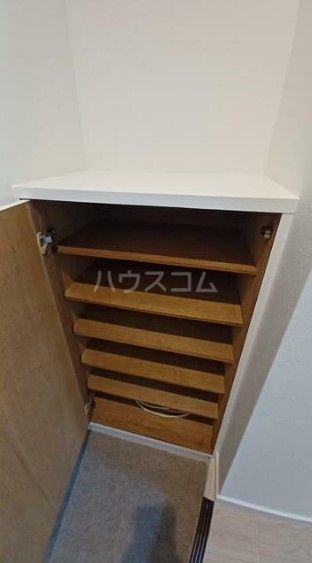 ルフラン常磐松の玄関写真