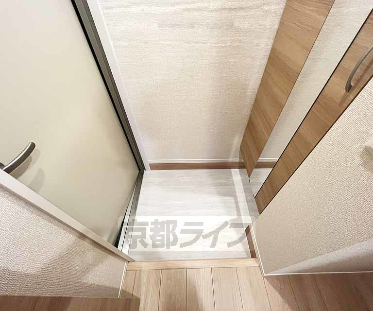 D-roomグレース西院の玄関写真