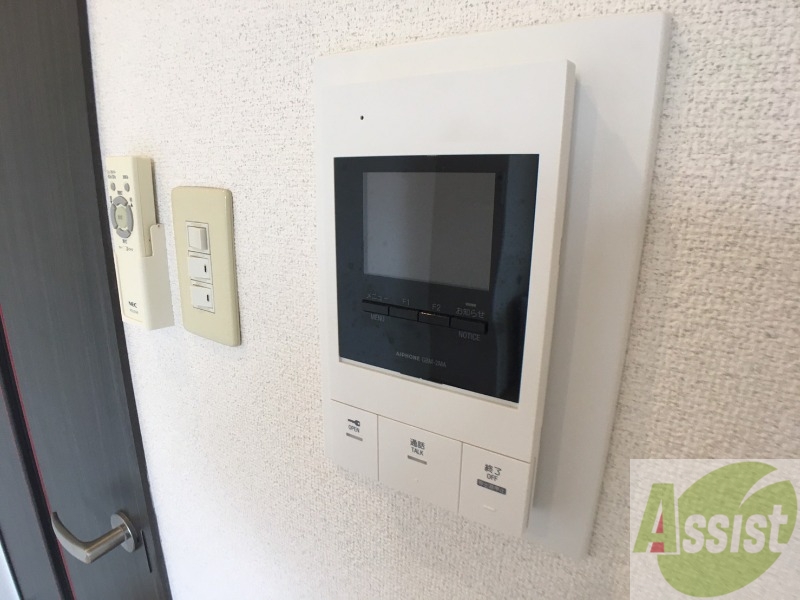 セキュリティ　インターホンで来客確認ができます。安心ですね。