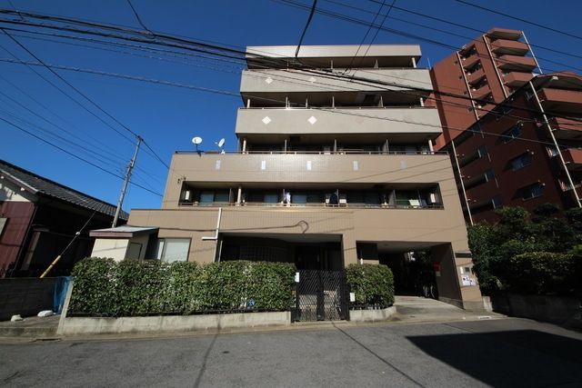 アミューズFハウスの外観写真