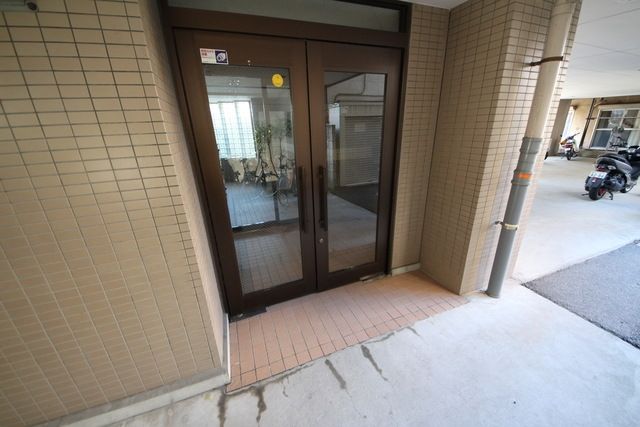 アミューズFハウスの外観写真
