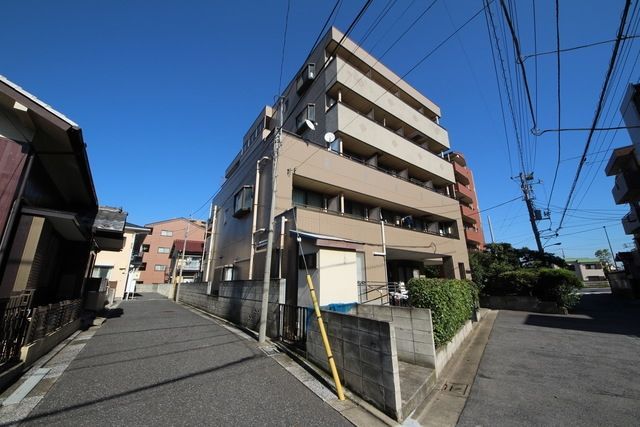 アミューズFハウスの外観写真