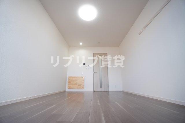 ＪＲ総武線 千葉駅 徒歩16分 3階建 築1年の居間写真