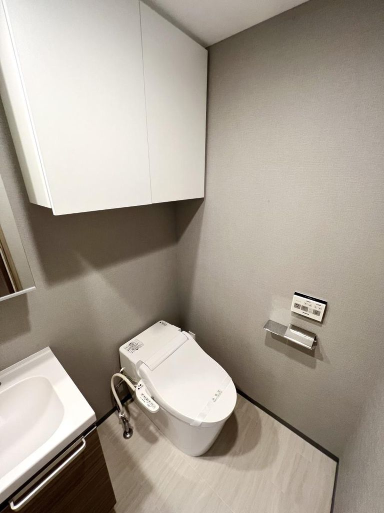 メイクスデザイン池袋EASTのトイレ写真