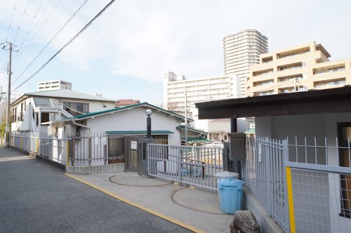 幼稚園・保育園　宝塚南口幼稚園（幼稚園・保育園）まで280m
