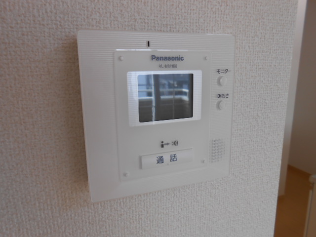 セキュリティ　カラーＴＶモニター付インターホン完備