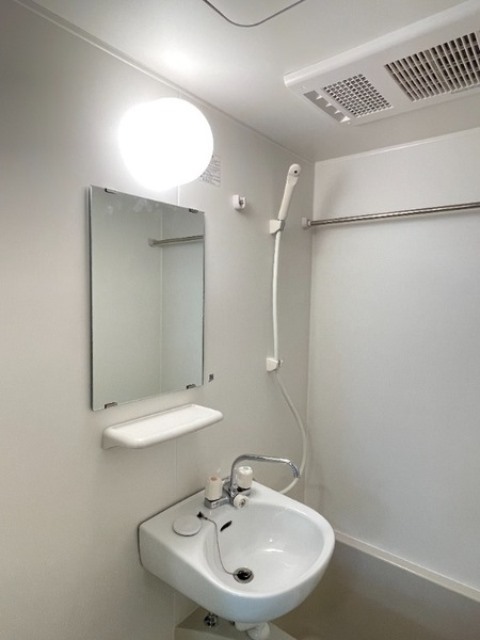 洗面設備　同仕様参考写真