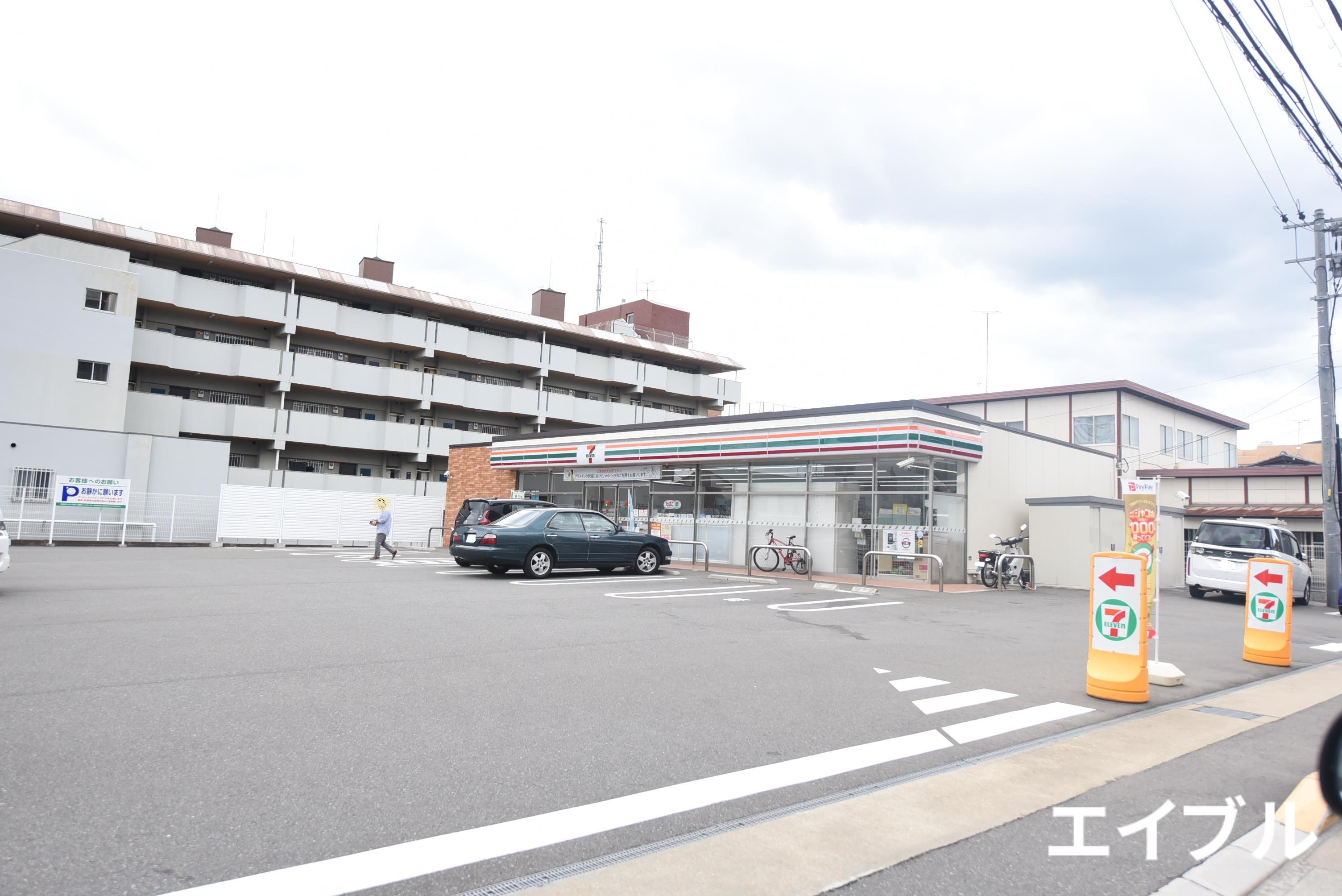 コンビニ　セブンイレブン福岡長丘3丁目店（コンビニ）まで407m