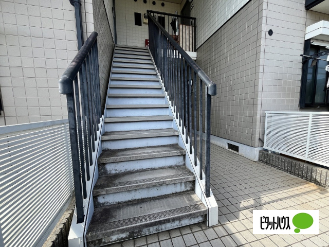 ウエストヒルズの外観写真