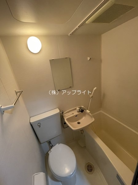バス・シャワールーム　※他部屋参考写真