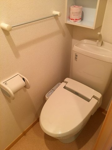 トイレ　ゆったりとした空間のトイレです