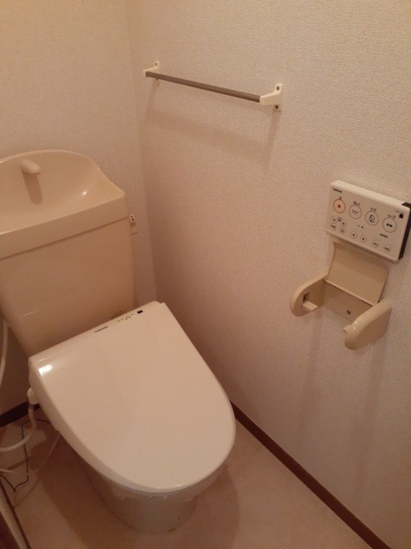 トイレ　図面と現状に相違がある場合には現状を優先