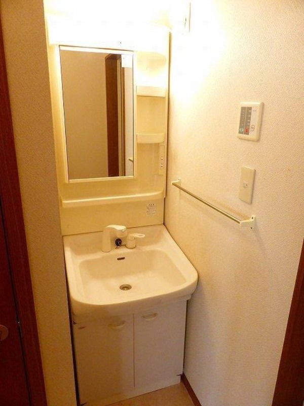 洗面設備　図面と現状に相違がある場合には現状を優先