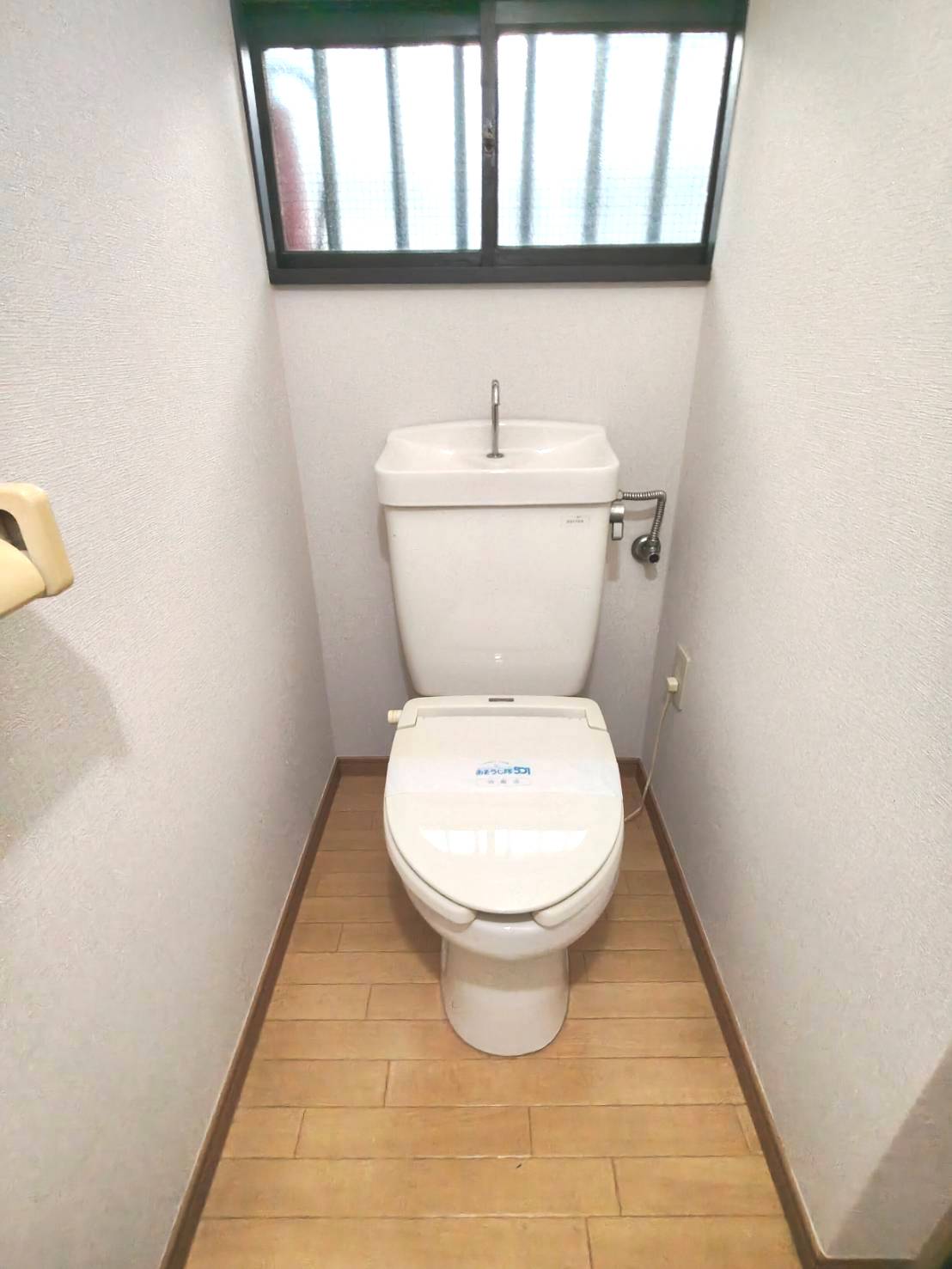 トイレ　ウォームレットです