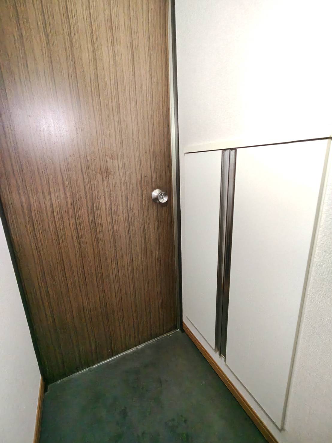 玄関　シューズBOX付き