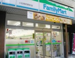 コンビニ　ファミリーマート小伝馬町駅前店（コンビニ）まで226m