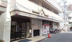 病院　岩井医療財団岩井整形外科内科病院（病院）まで215m