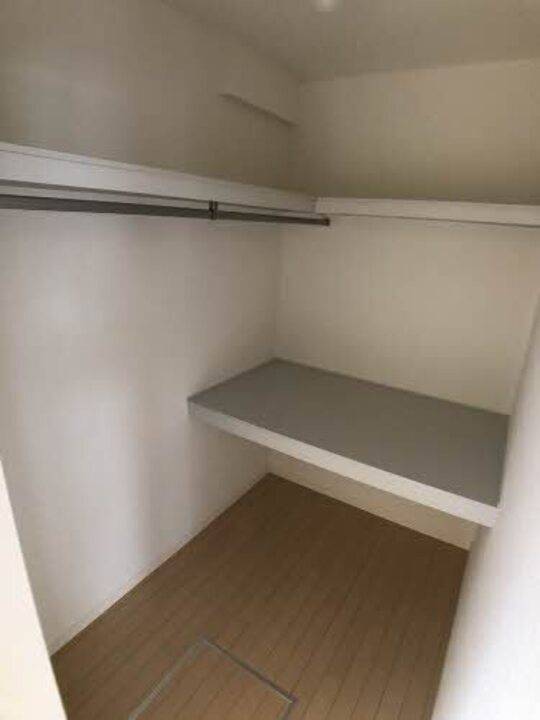 収納　ウォークインクローゼット