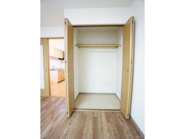 収納　同型写真