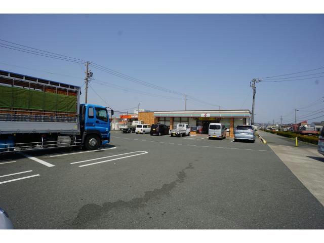 コンビニ　セブンイレブン豊橋天伯町店（コンビニ）まで519m