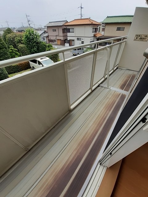 バルコニー　図面と現状に相違がある場合には現状を優先