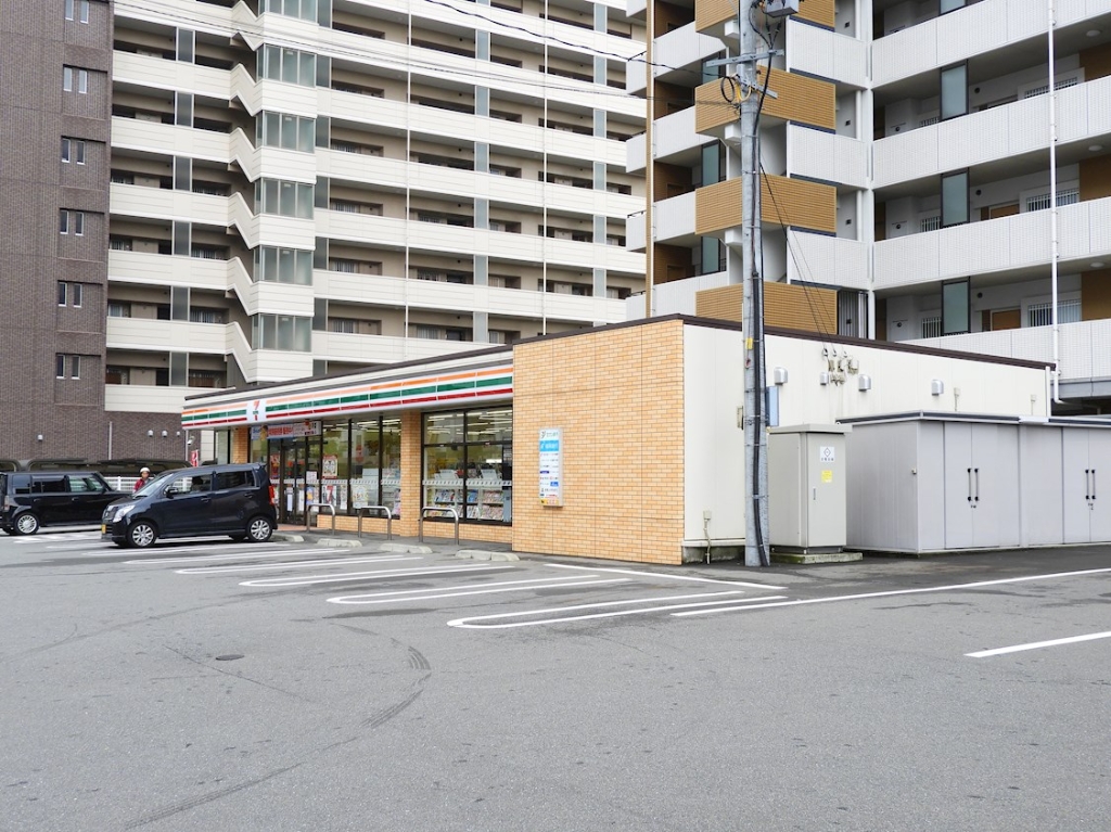 コンビニ　セブンイレブン 筑紫野俗明院店（コンビニ）まで662m