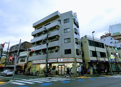 コンビニ　セブンイレブン 荒川尾竹橋店（コンビニ）まで439m