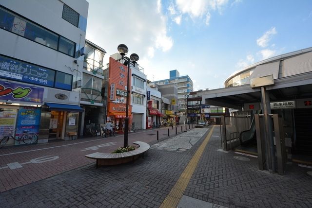 その他　駅前（その他）まで1360m