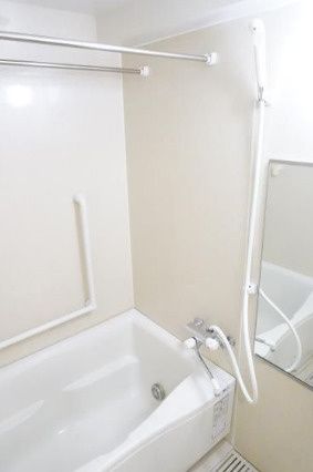 バス・シャワールーム　日々の暮らしに欠かせないお風呂です