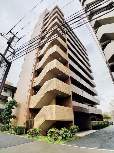 建物外観　外観は落ち着いています