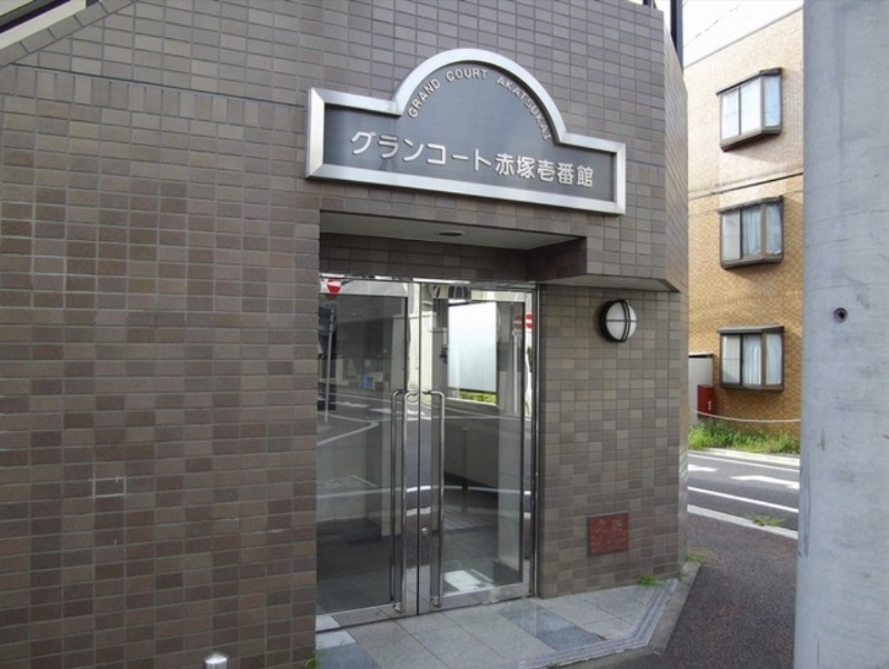 エントランス　エントランス