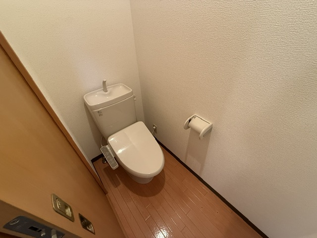 ゼンポーハイツ石堂B棟のトイレ写真