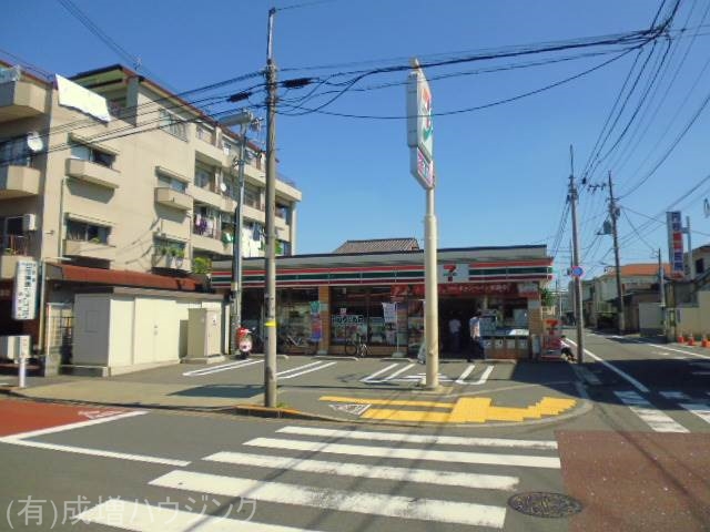 コンビニ　セブンイレブン　光が丘公園北店（コンビニ）まで320m