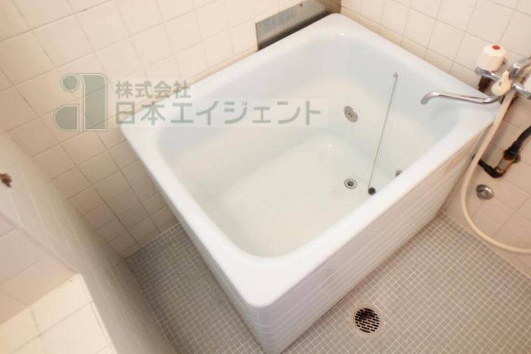 バス・シャワールーム　浴室