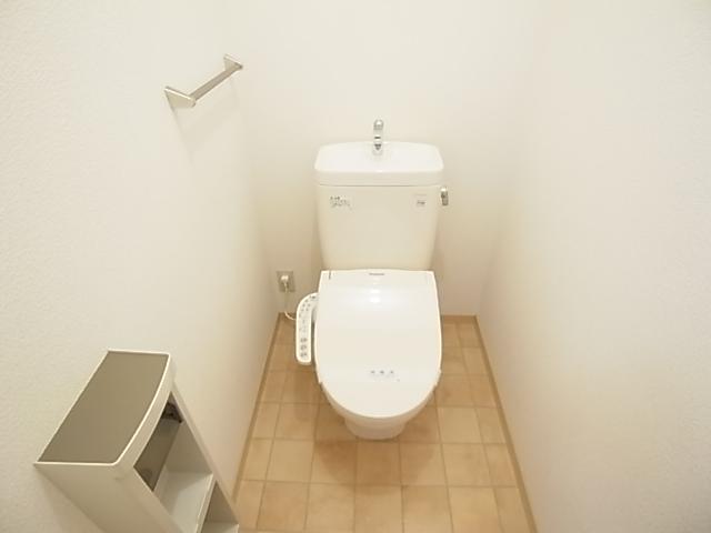 近鉄南大阪線 二上神社口駅 徒歩9分 2階建 築23年のトイレ写真