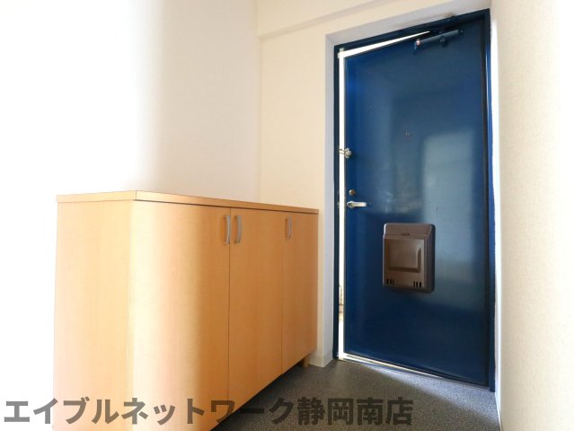 玄関　ゆったりとした玄関です