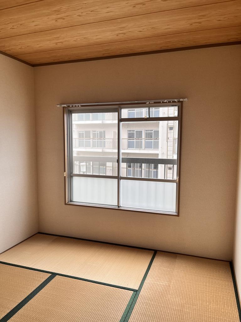 白川台農住団地B棟の内装写真