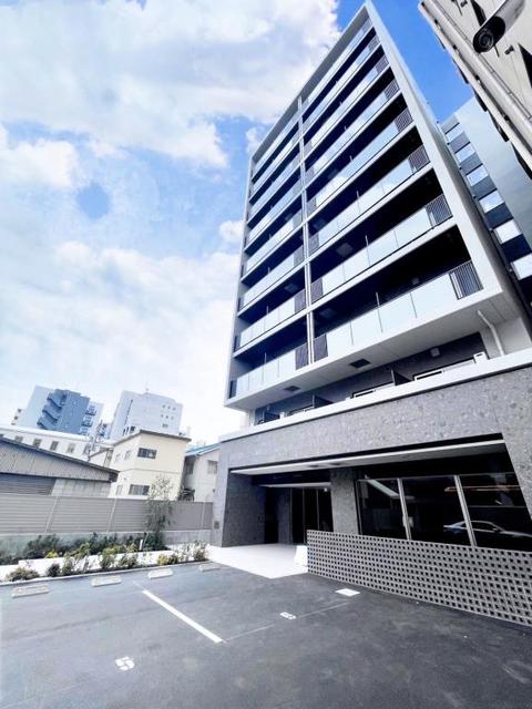 大阪市港区築港のマンションの建物外観