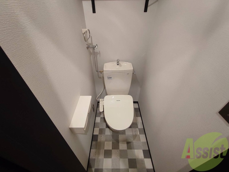 トイレ　こちらはトイレです。清潔感があり、安心して使用できます。