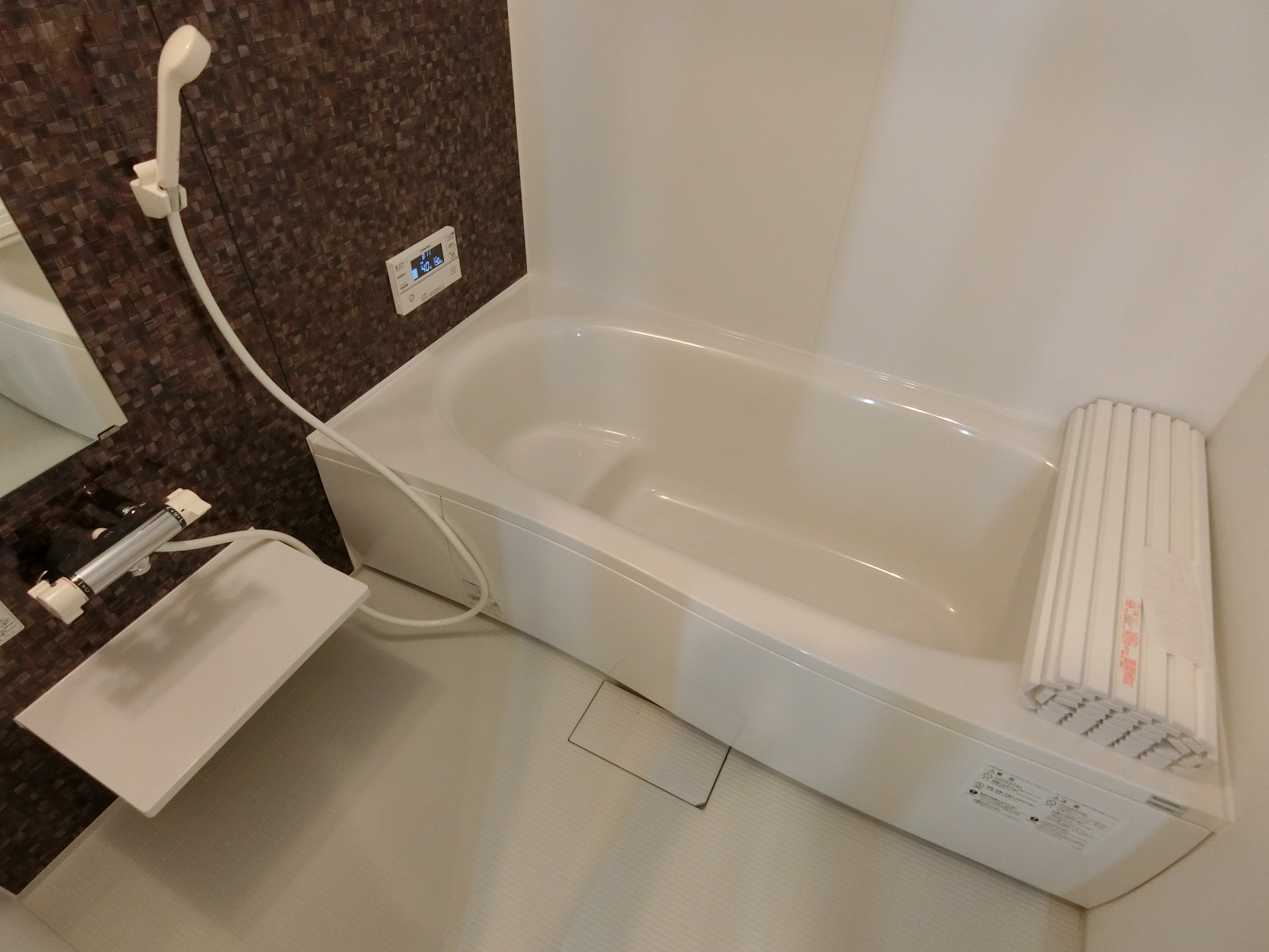 バス・シャワールーム　広々癒しの空間☆