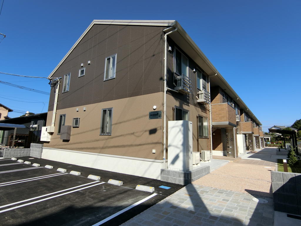 建物外観　2トーンカラーでお洒落★