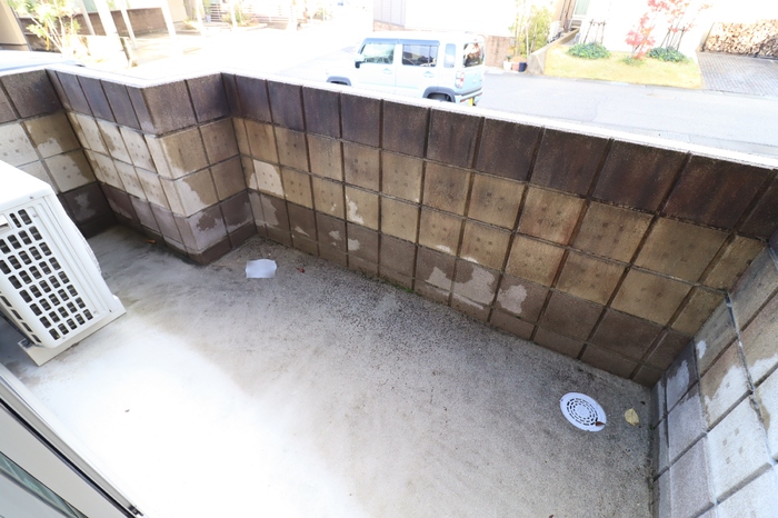 バルコニー　テラス