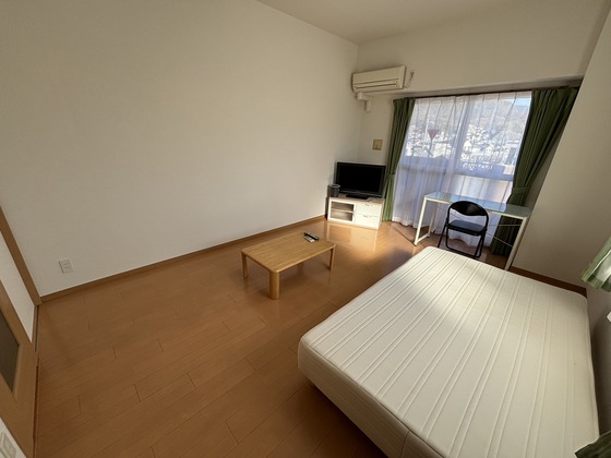 居室・リビング　※写真は参考別号室です