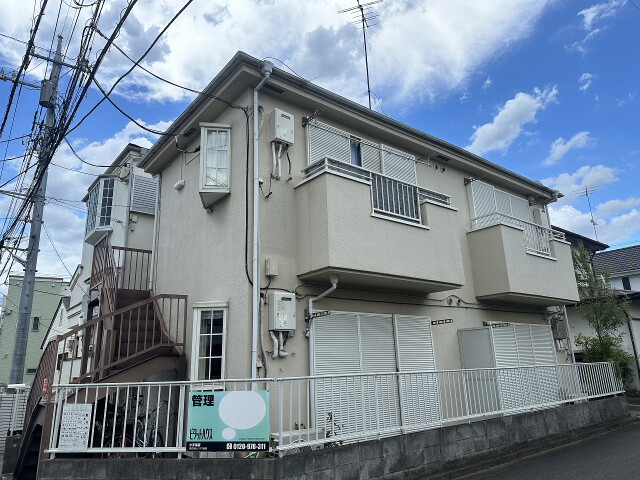 サングリエ狭山ヶ丘の建物外観