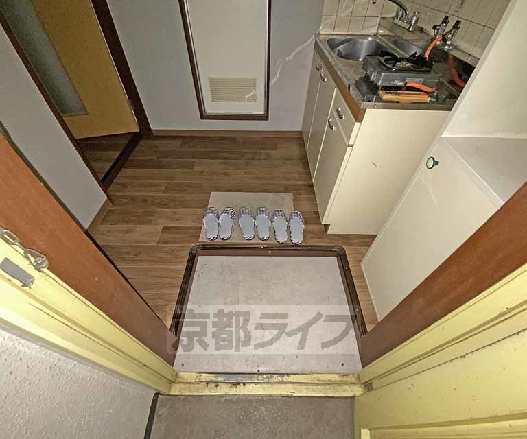 玄関　玄関です。