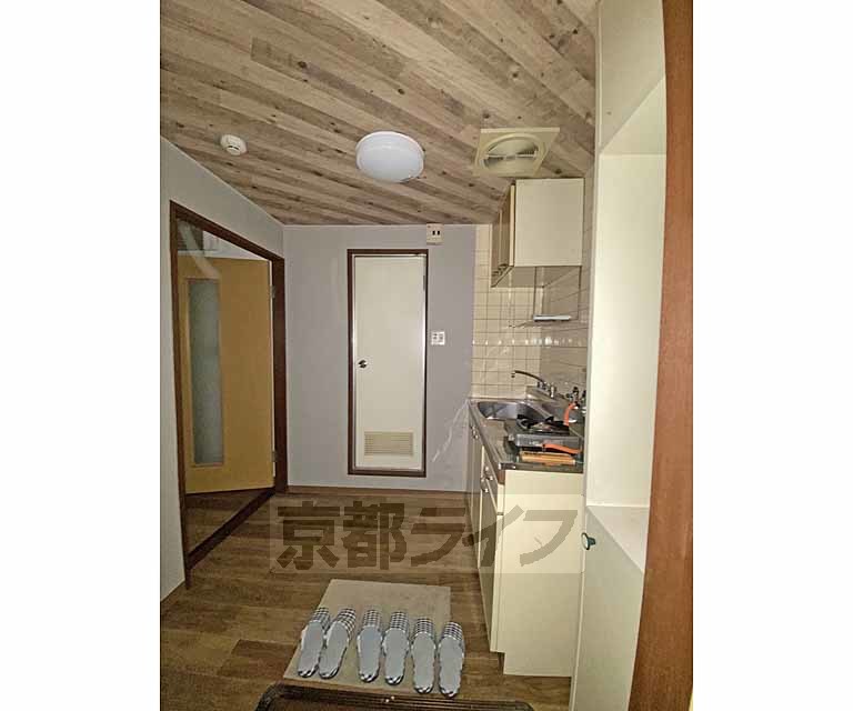 その他部屋・スペース　玄関から見たところです。