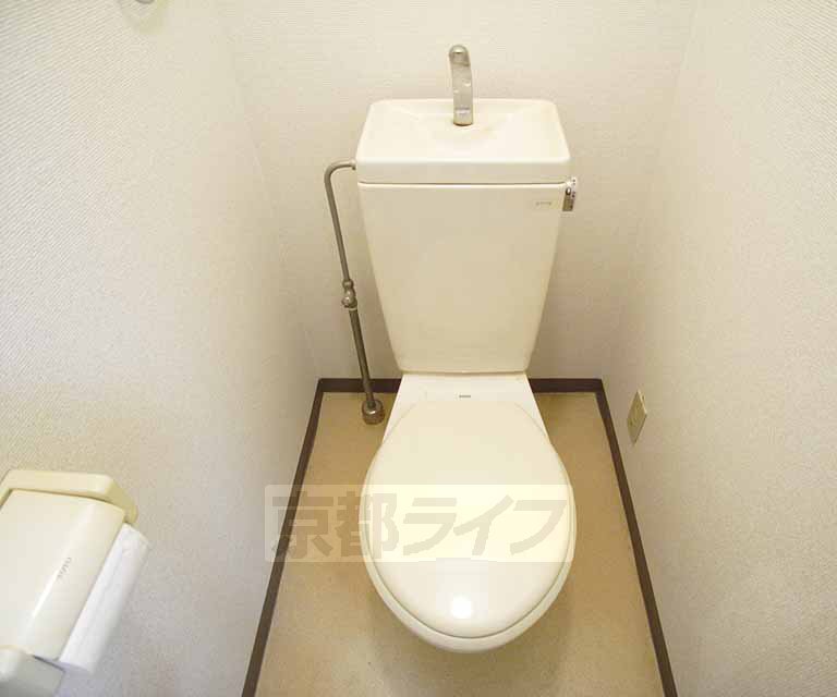 トイレ　洋式のトイレです。